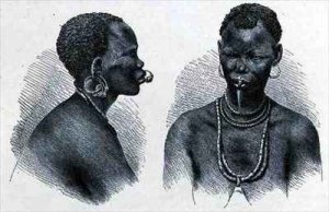 Moru woman with lip ornament