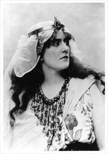 Jeanne Raunay as Guilhen in Fervaal